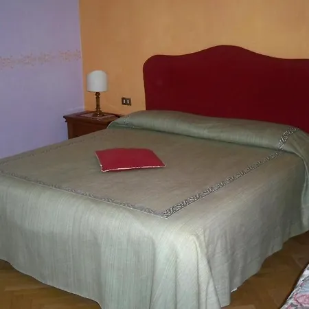 Al Tondone Couette-café 3*
