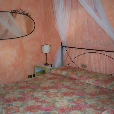 Al Tondone Couette-café 3*